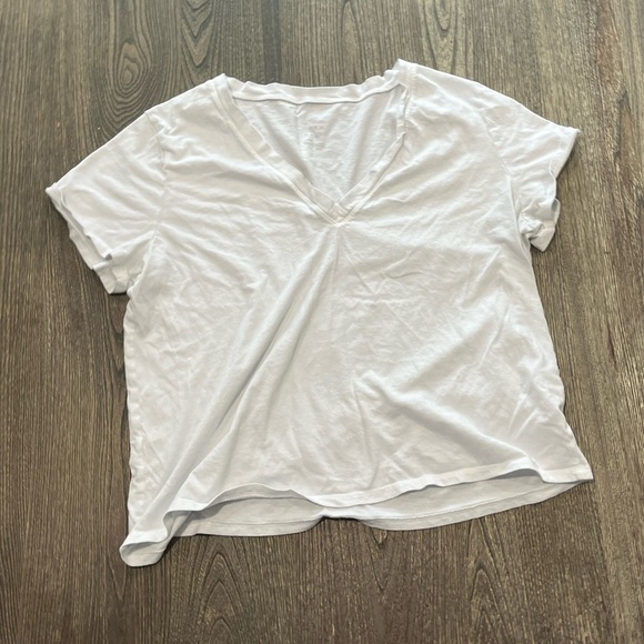 a new day Womens V-neck Top Short Sleeve Pullover Cotton Blend White Size L - Picture 1 of 4